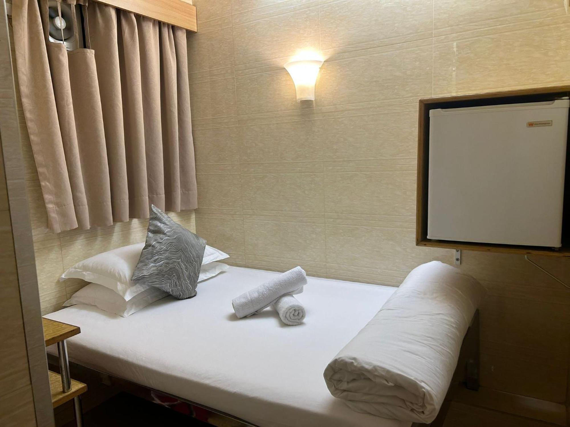 Hollywood Guesthouse Hong Kong Bagian luar foto